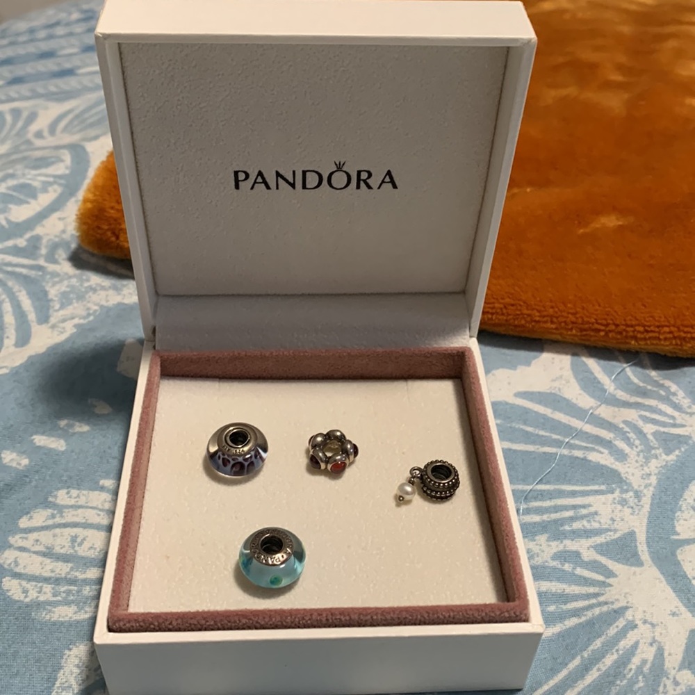 4 authentic pandora charms